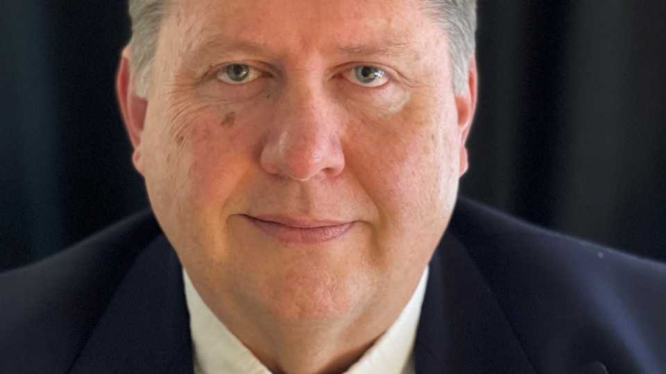 CBRE aims for more data centre business with hires
