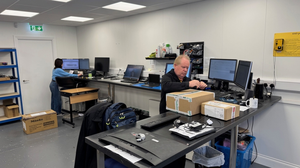 Acer strikes repair and sustainability deal in Ireland