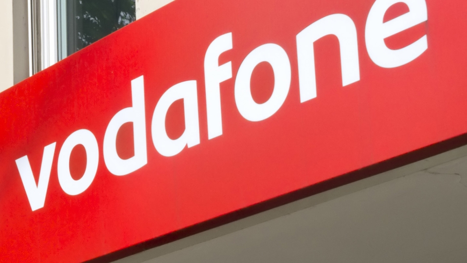 Vodafone chief to leave this month